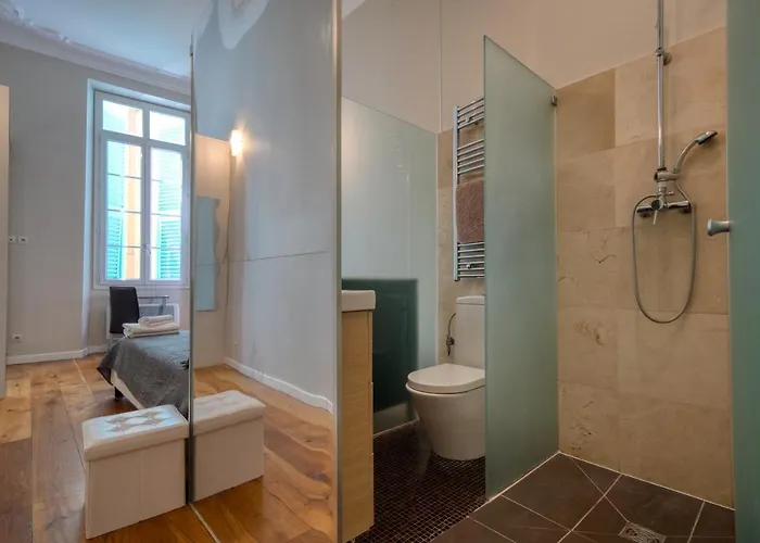 아파트 Old Town Luxury 3 Beds *