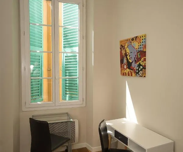 Old Town Luxury 3 Beds