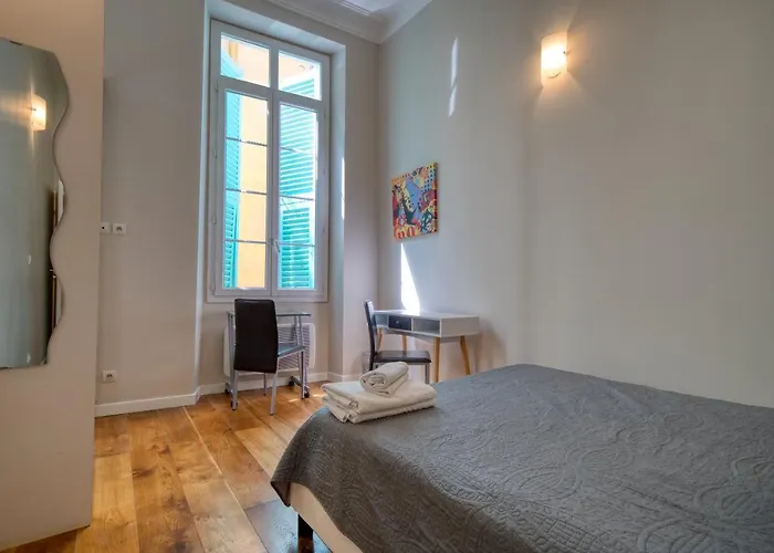 Apartment Old Town Luxury 3 Beds *