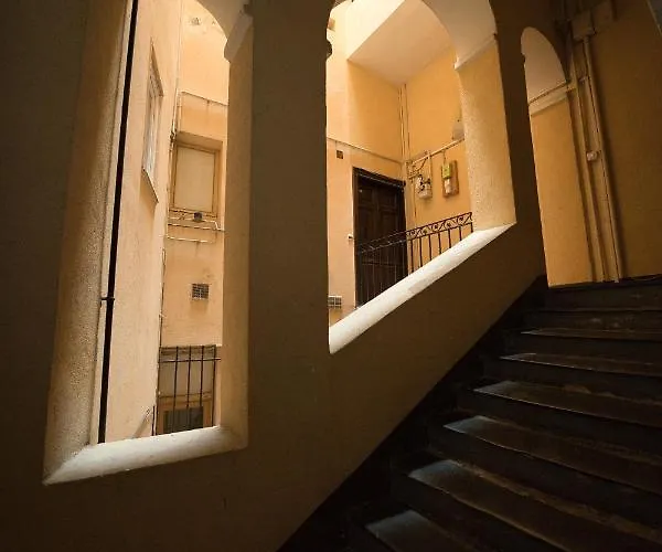 Apartment Old Town Luxury 3 Beds Nice