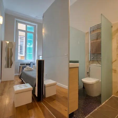 Old Town Luxury 3 Beds Apartamento *