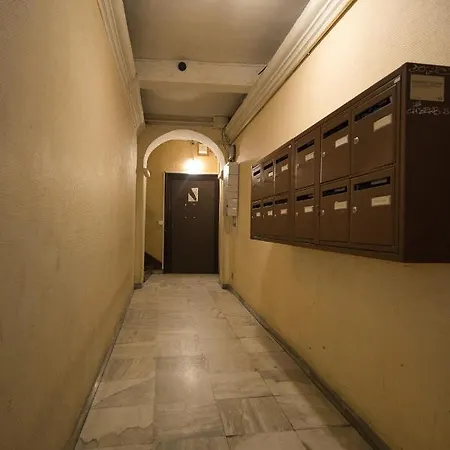 Old Town Luxury 3 Beds Nizza