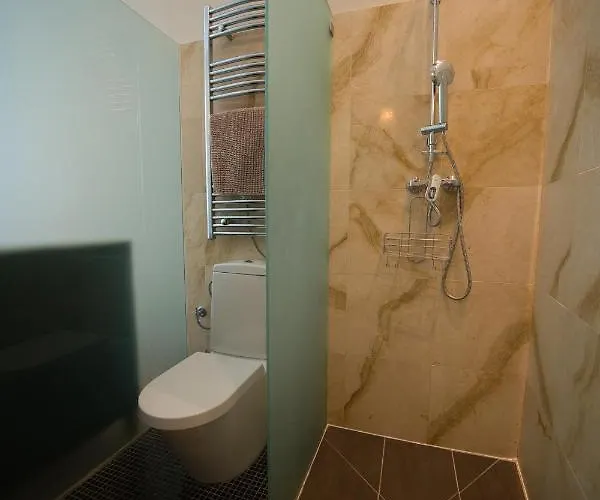 Old Town Luxury 3 Beds *